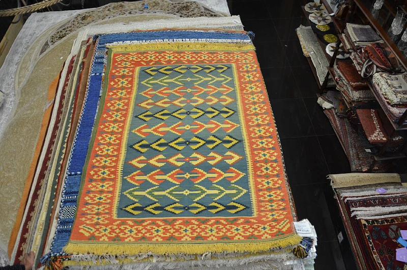 Иранский ковёр из шерсти  (17-01272054916/169x121) 